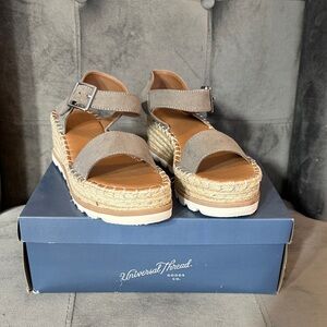 Universal Thread Women's Brown Espadrille Sandals